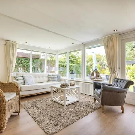 Vakantiebungalow In Riviera Maison Stijl Nabij Zee En Strand, Bos En Duin Warmenhuizen