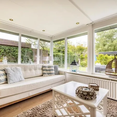 Ferienhaus Vakantiebungalow In Riviera Maison Stijl Nabij Zee En Strand, Bos En Duin